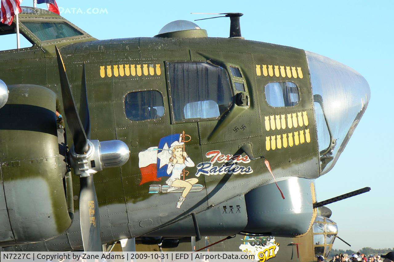 N7227C, 1944 Boeing B-17G Fortress C/N 32513, TExas Raiders at it's first airshow in 8 years!!! At the 2009 Wings Over Houston Airshow