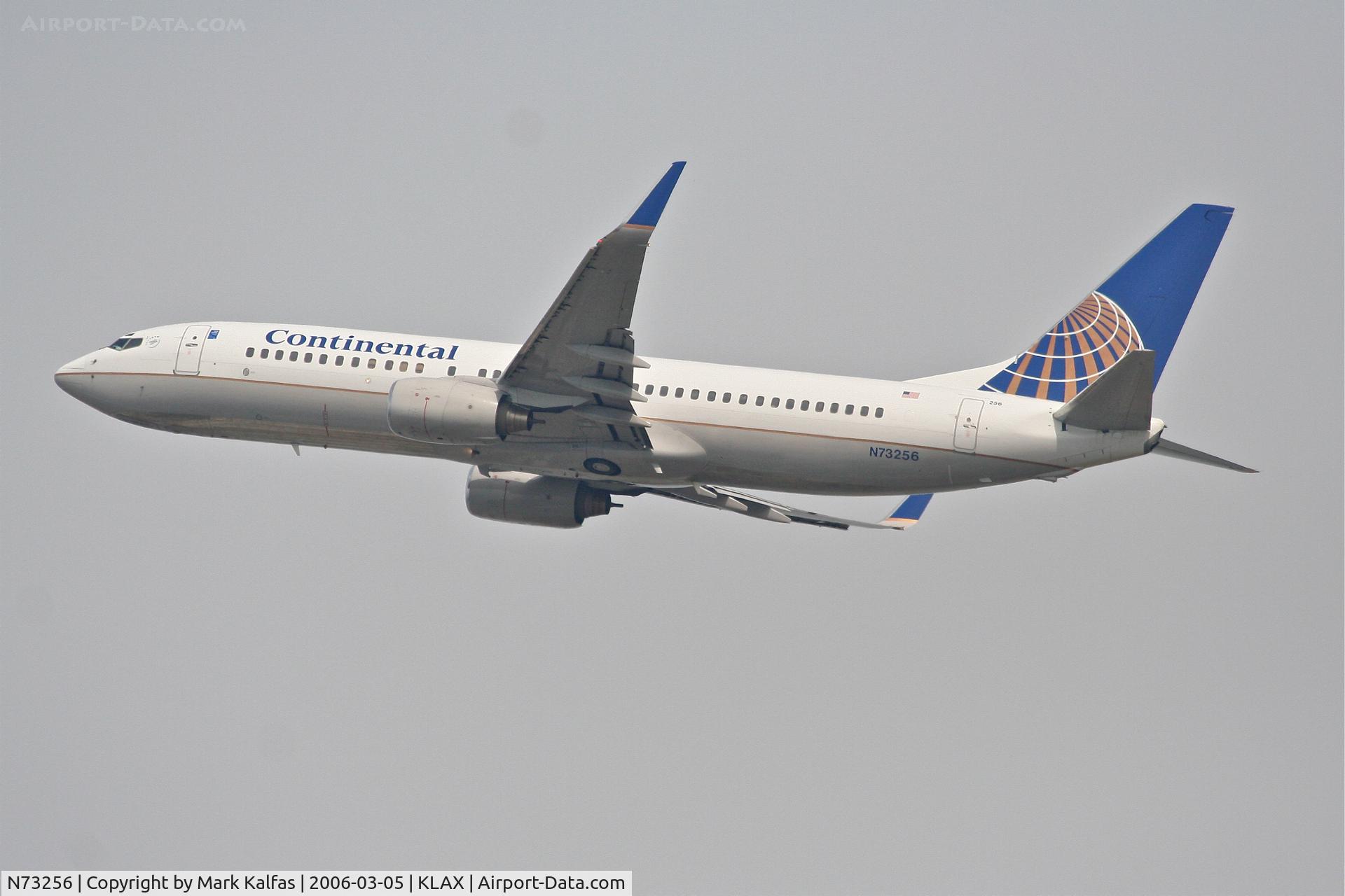 N73256, 2000 Boeing 737-824 C/N 30611, Continental Airlines Boeing 737-824, 25R departure KLAX.
