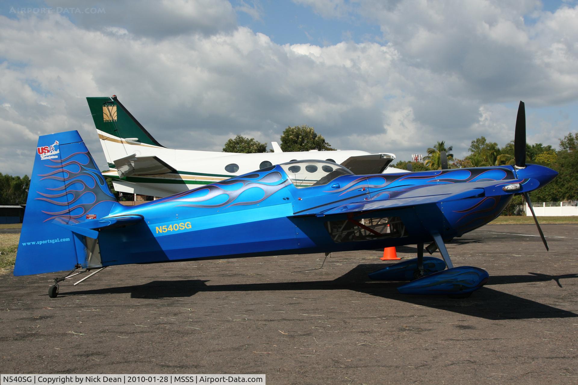 N540SG, 2005 Zivko Edge 540 C/N 0035, MSSS Ilopango AFB airshow San Salvador 2010