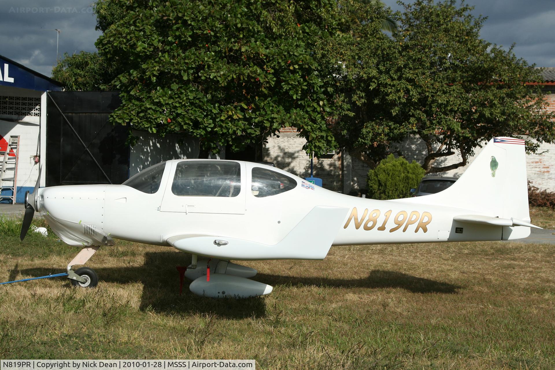 N819PR, 2001 Tri-R KIS TR-4 Cruiser C/N 4052, MSSS Ilopango airshow 2010