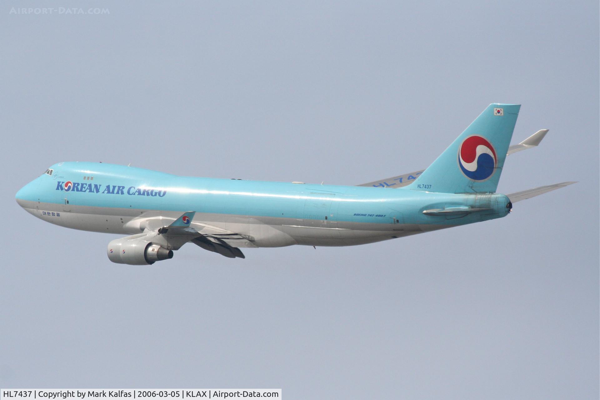 HL7437, 2003 Boeing 747-4B5F/SCD C/N 32808, Korean Air Cargo Boeing 747-4B5F (SCD), 25L departure KLAX.