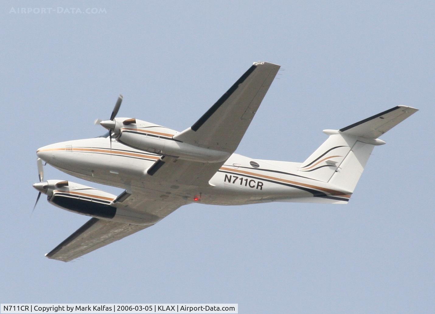 N711CR, 1974 Beech 200 Super King Air C/N BB-16, Ridgeaire Inc. Beech 200, 25I departure KLAX.