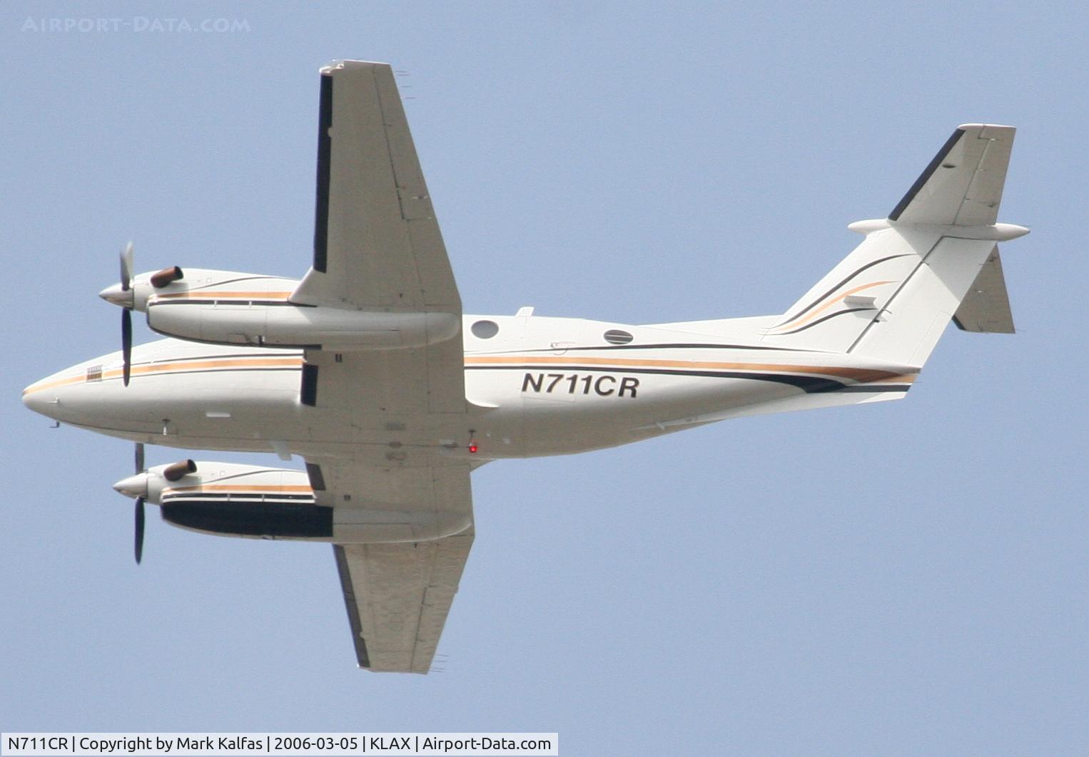 N711CR, 1974 Beech 200 Super King Air C/N BB-16, Ridgeaire Inc. Beech 200, 25I departure KLAX.