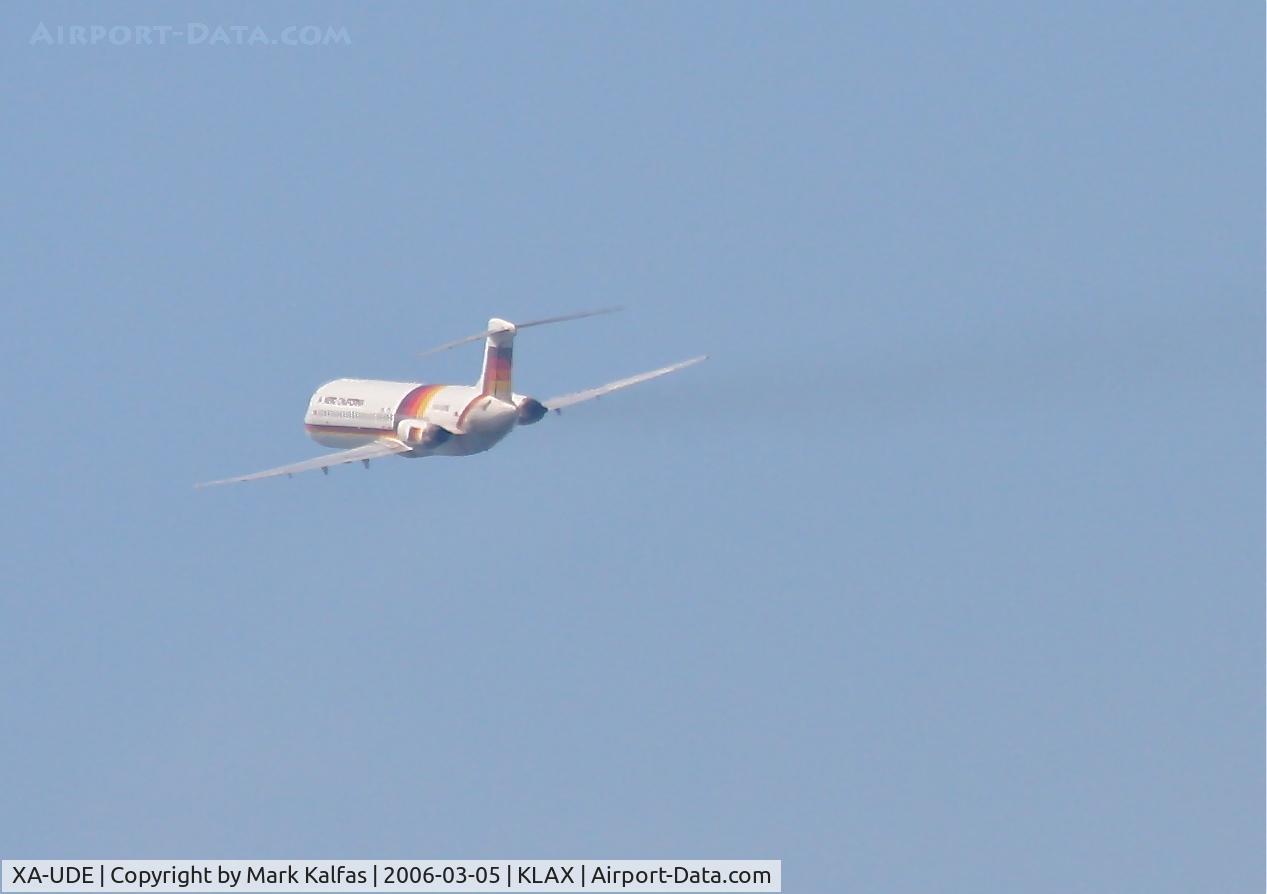 XA-UDE, McDonnell Douglas DC-9-32 C/N 47673/779, Aero California McDonnell Douglas DC-9-32 (cn 47673/779), 25R departure KLAX.