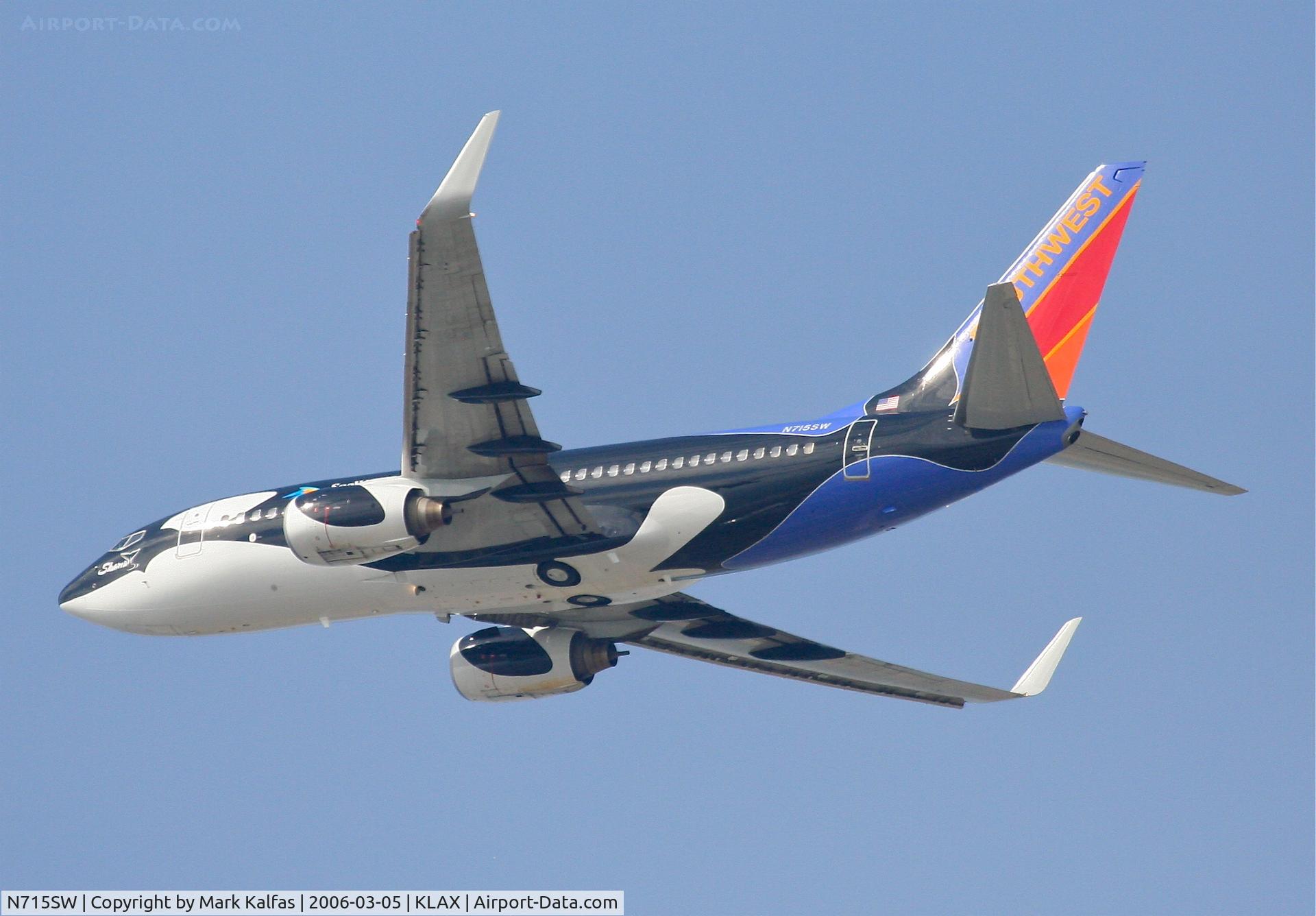 N715SW, 1998 Boeing 737-7H4 C/N 27849, Southwest Airlines Boeing 737-7H4, 25R departure KLAX.