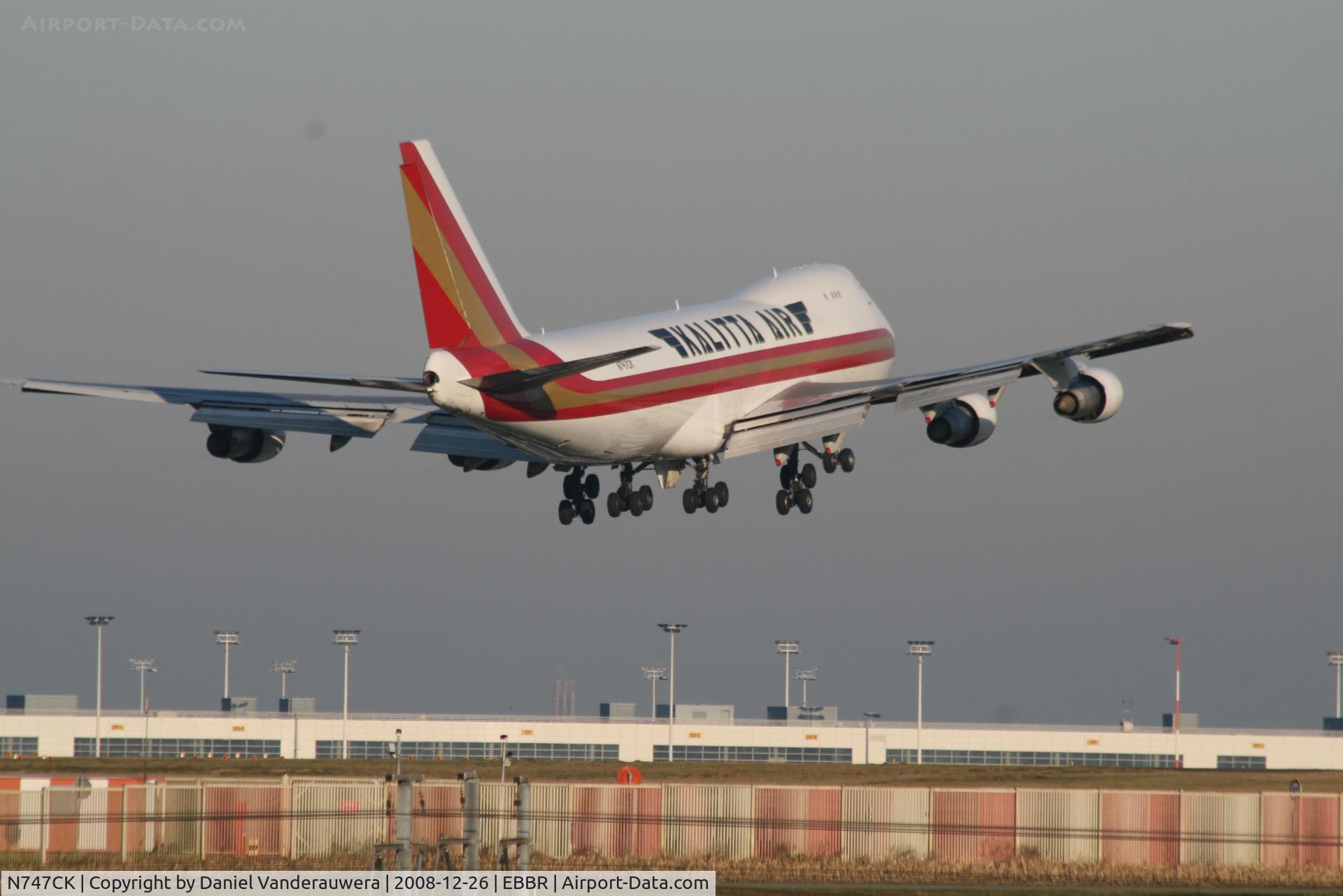 N747CK, 1979 Boeing 747-221F C/N 21743, Several seconds before landing on RWY 02