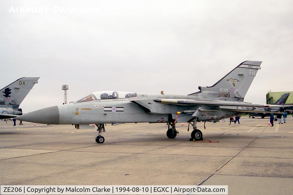 ZE206, 1986 Panavia Tornado F.3 C/N 574/AS025/3257, Panavia Tornado F3 From RAF No 25 Sqn, Leeming and seen at RAF Coningsby's Photocall 94.