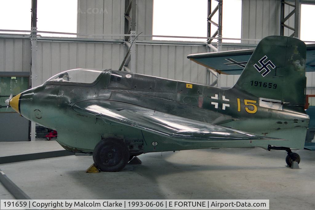 191659, Messerschmitt Me-163B-1a Komet C/N 191659, Messerschmitt Me-163B-1a Komet at The Museum of Flight, East Fortune in 1993.