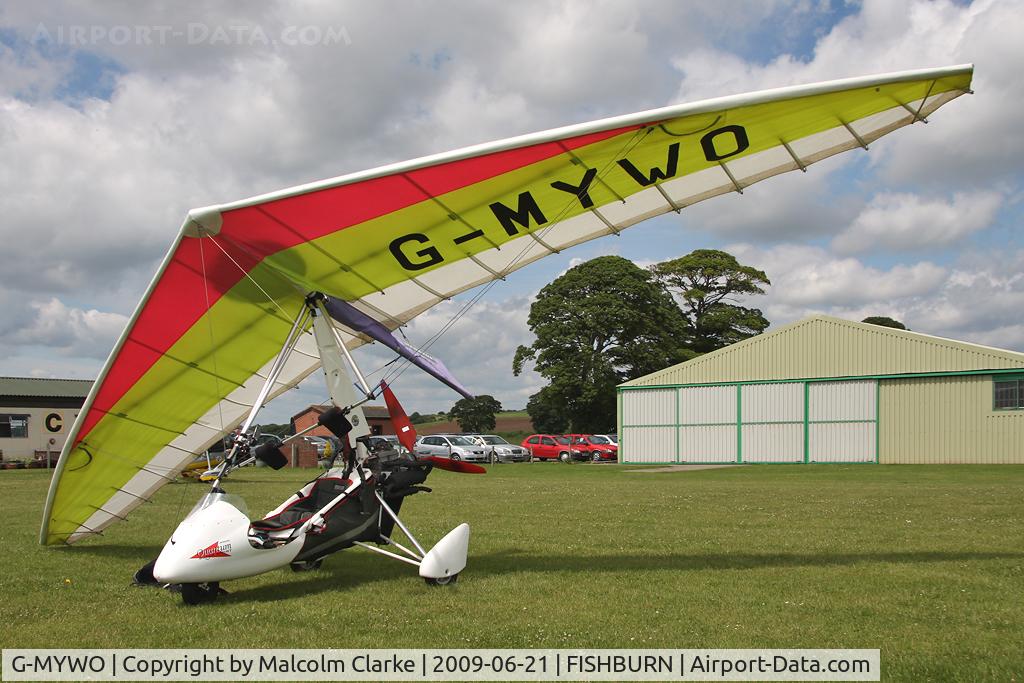 G-MYWO, 1995 Pegasus QUANTUM 15 C/N 6932, Pegasus Quantum 15 at Fishburn Airfield in 2009.