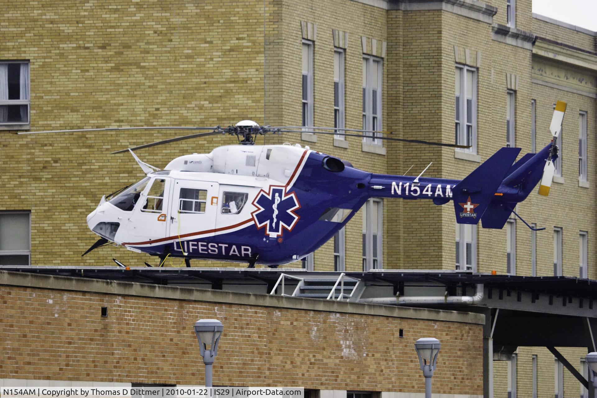 N154AM, 1988 Eurocopter-Kawasaki BK-117B-2 C/N 7154, N154AM on helipad