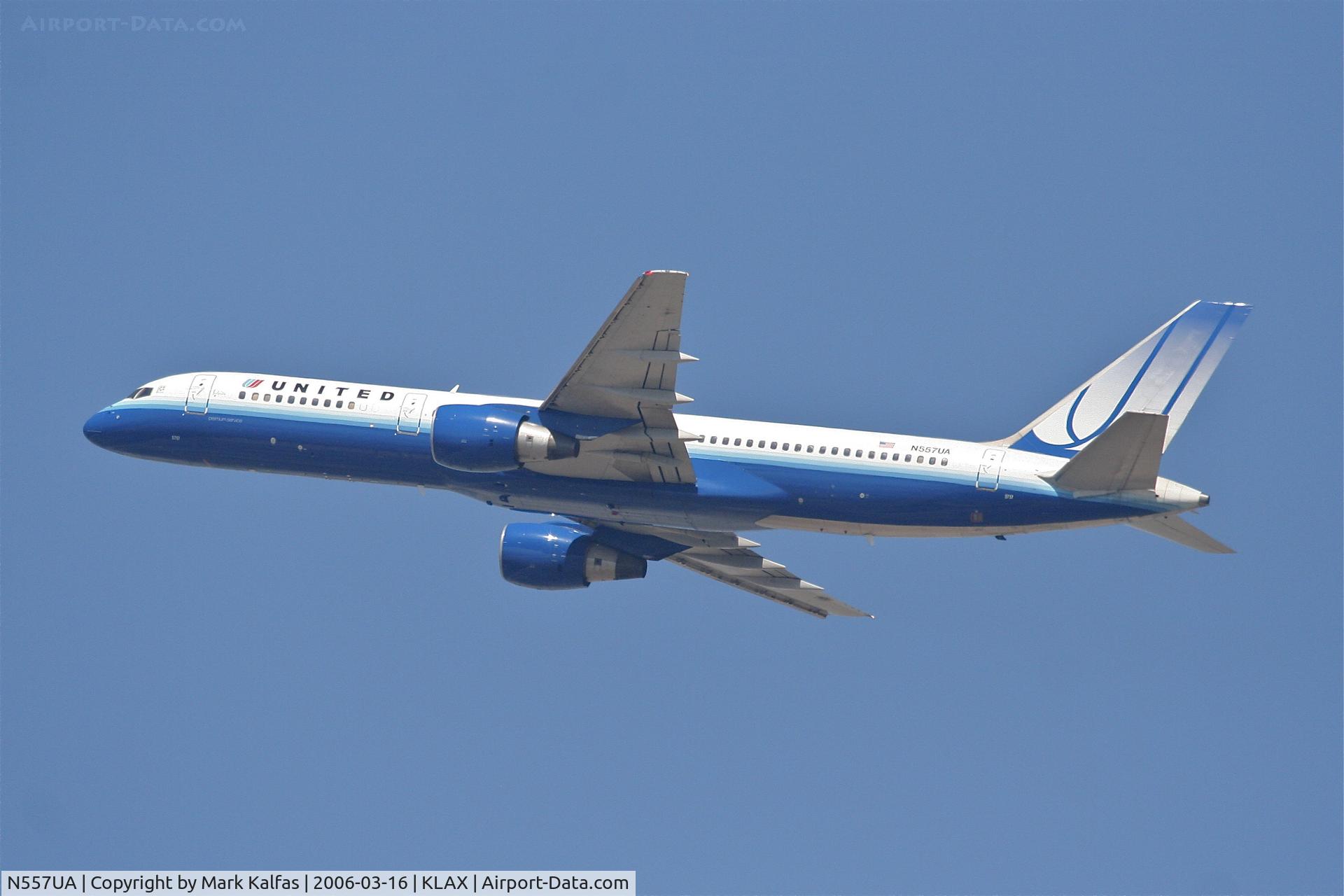 N557UA, 1992 Boeing 757-222 C/N 26653, United Airlines Boeing 757-222, N557UA departing KLAX 25R.