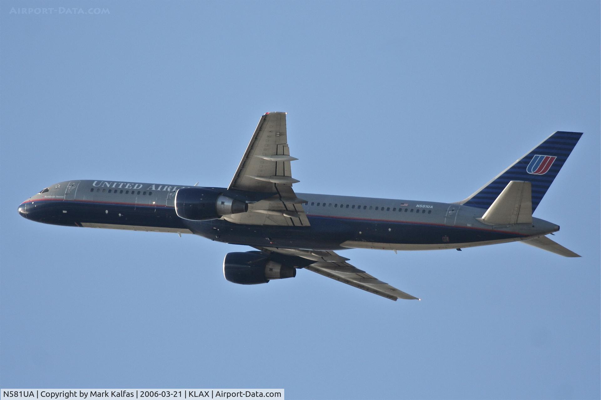 N581UA, 1993 Boeing 757-222 C/N 26701, United Airlines Boeing 757-222, N581UA RWY 25R departure KLAX.