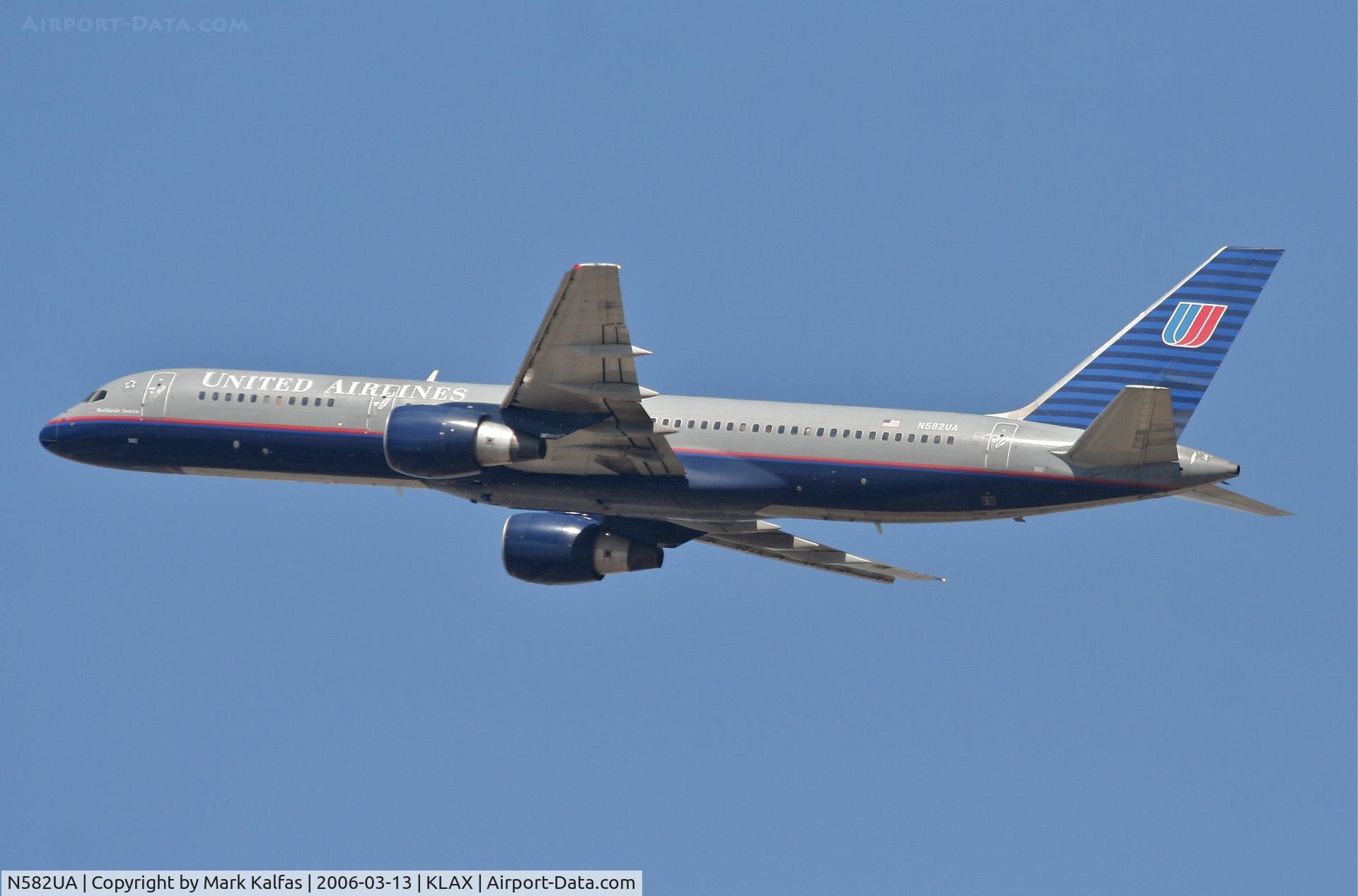 N582UA, 1993 Boeing 757-222 C/N 26702, United Airlines Boeing 757-222, N582UA RWY 25R departure KLAX.