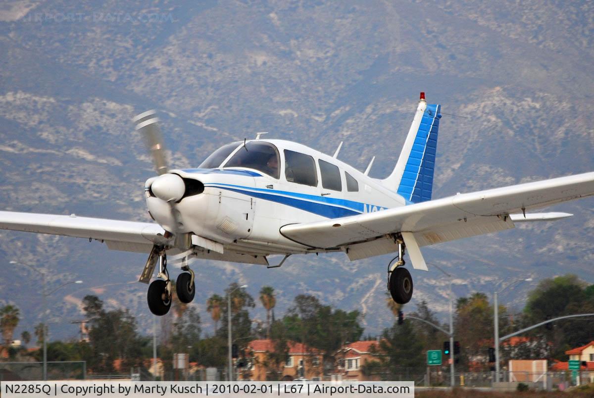 N2285Q, 1977 Piper PA-28R-201 Cherokee Arrow III C/N 28R-7737032, Landing