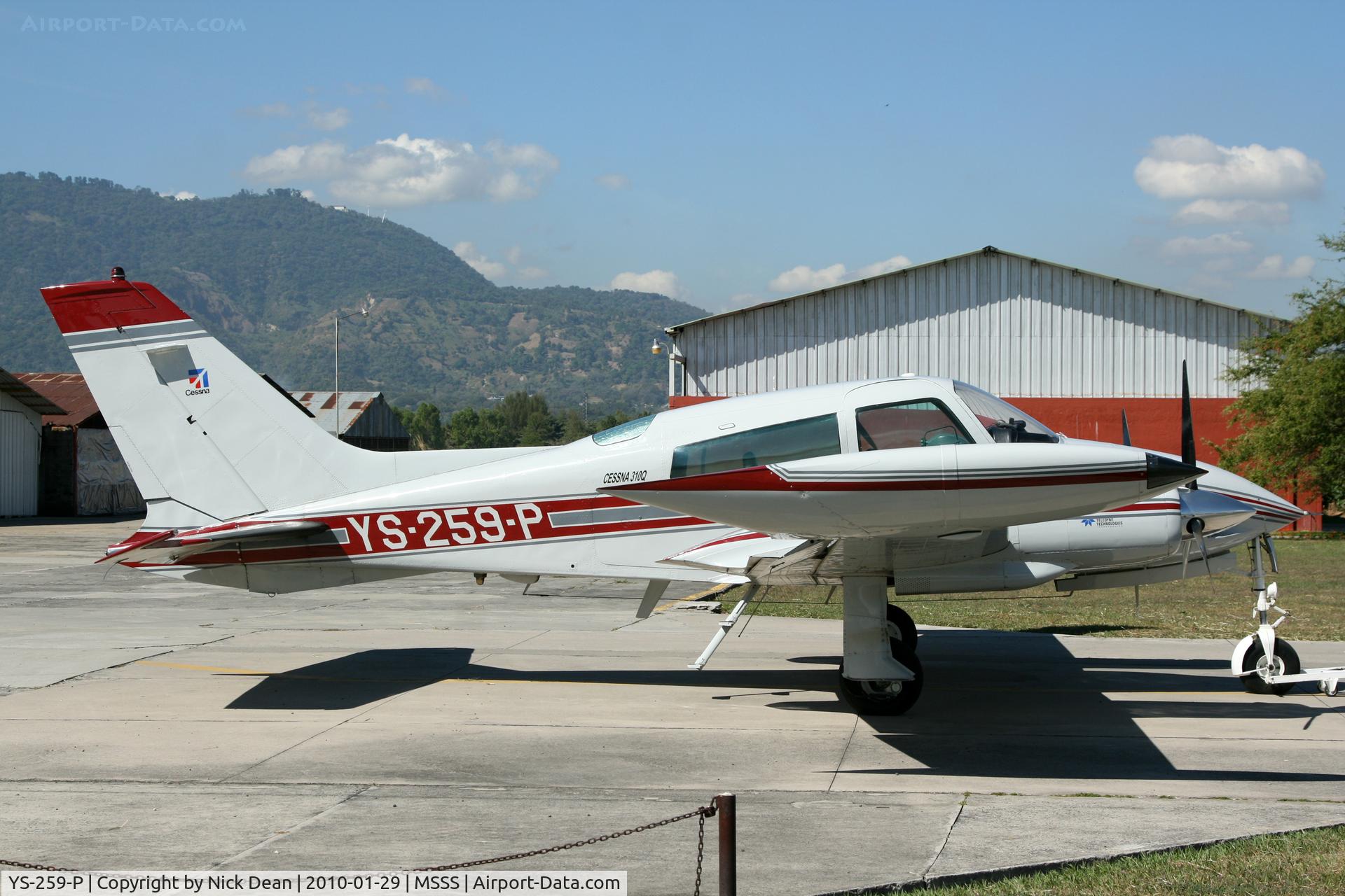 YS-259-P, 1973 Cessna 310Q C/N 310Q-0656, MSSS