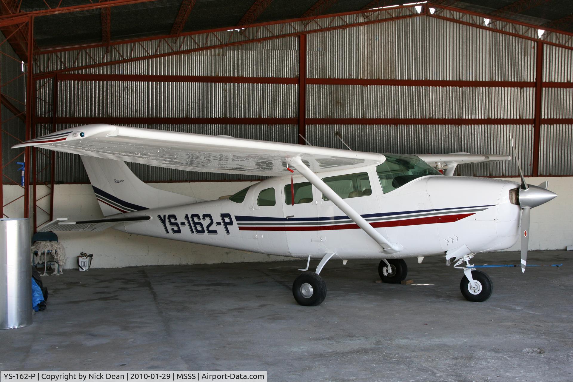 YS-162-P, 1964 Cessna 206 Super Skywagon C/N 206-0252, MSSS