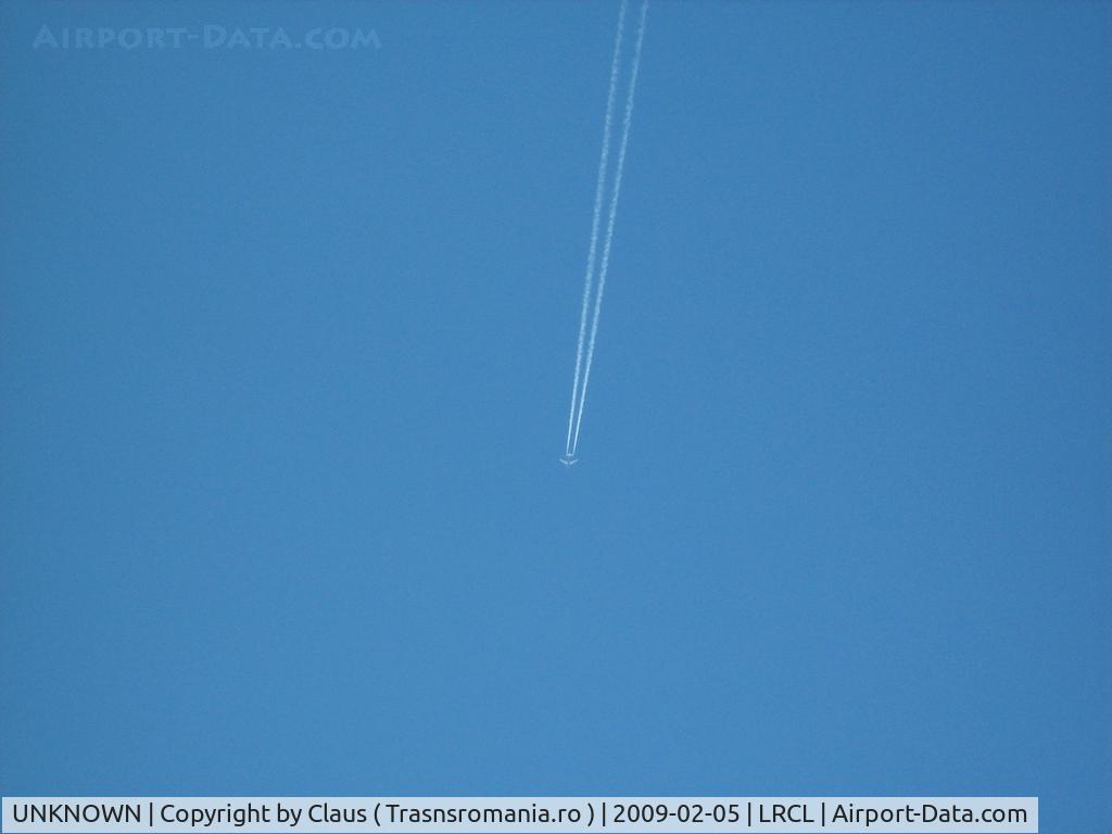 UNKNOWN, Contrails Various C/N Unknown, Vietnam Airlines over the Cluj Napoca Airport