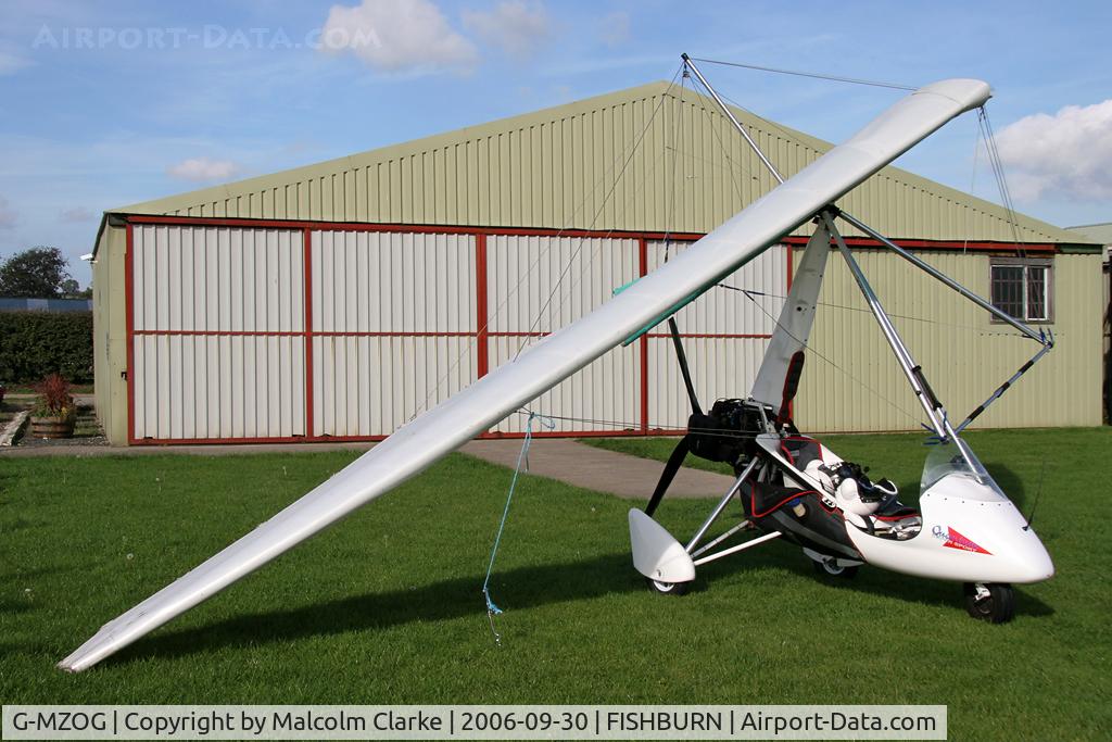 G-MZOG, 1998 Pegasus Quantum 15 C/N 7471, Pegasus Quantum 15 at Fishburn Airfield, UK  in 2006.