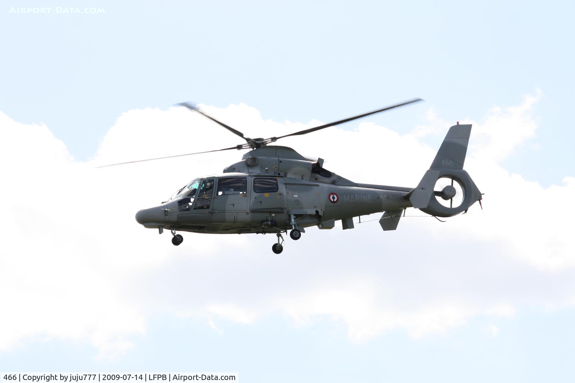 466, Eurocopter AS-565SA Panther C/N 6466, on display for 14 juillet