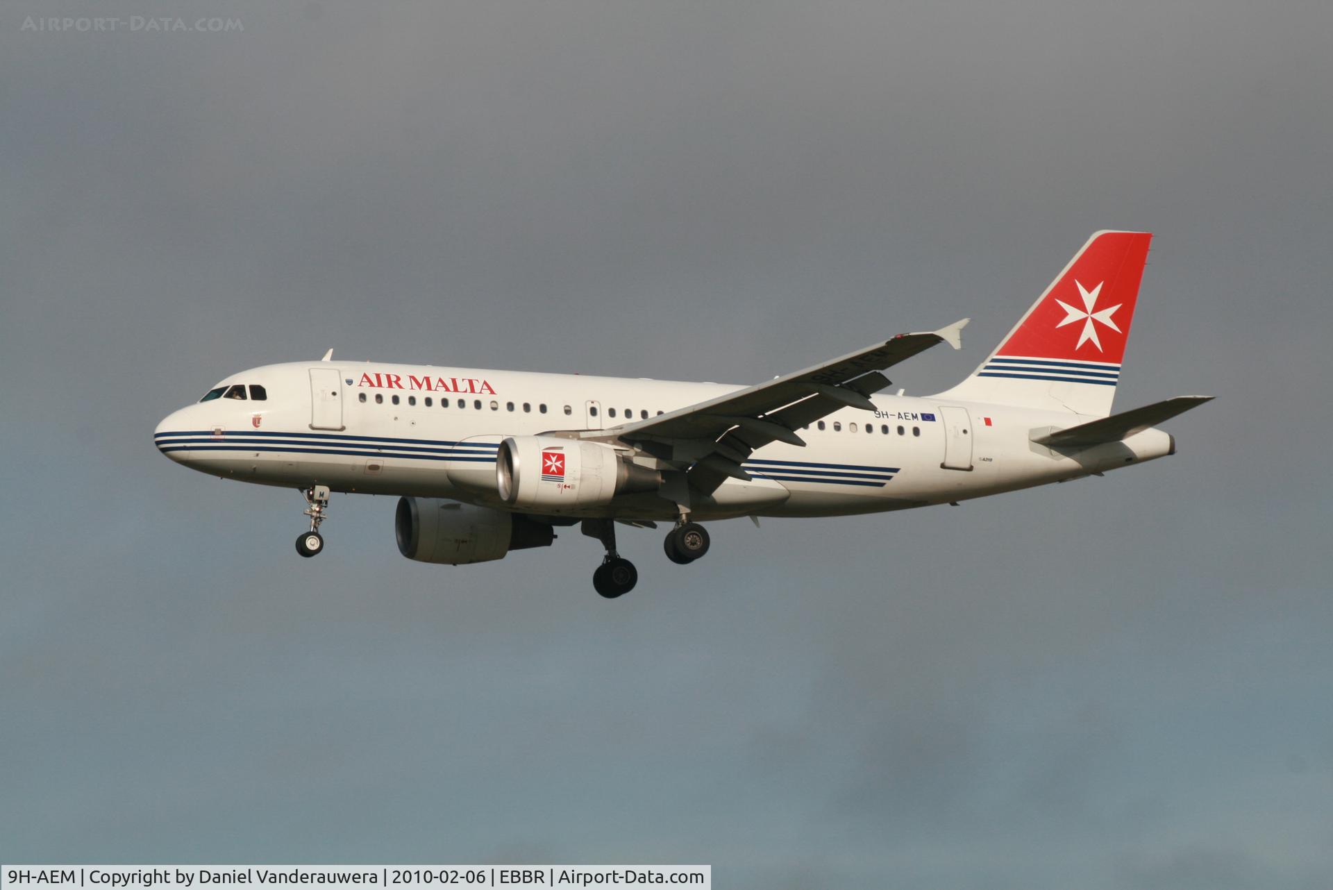 9H-AEM, 2005 Airbus A319-111 C/N 2382, Arrival of flight KM394 to RWY 25L