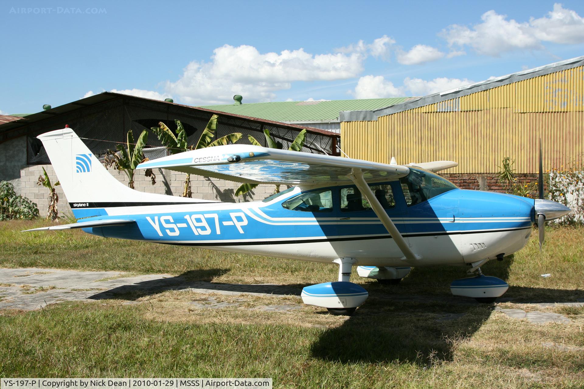 YS-197-P, 1975 Cessna 182P Skylane Skylane C/N 18263874, MSSS Ilopango airshow 2010