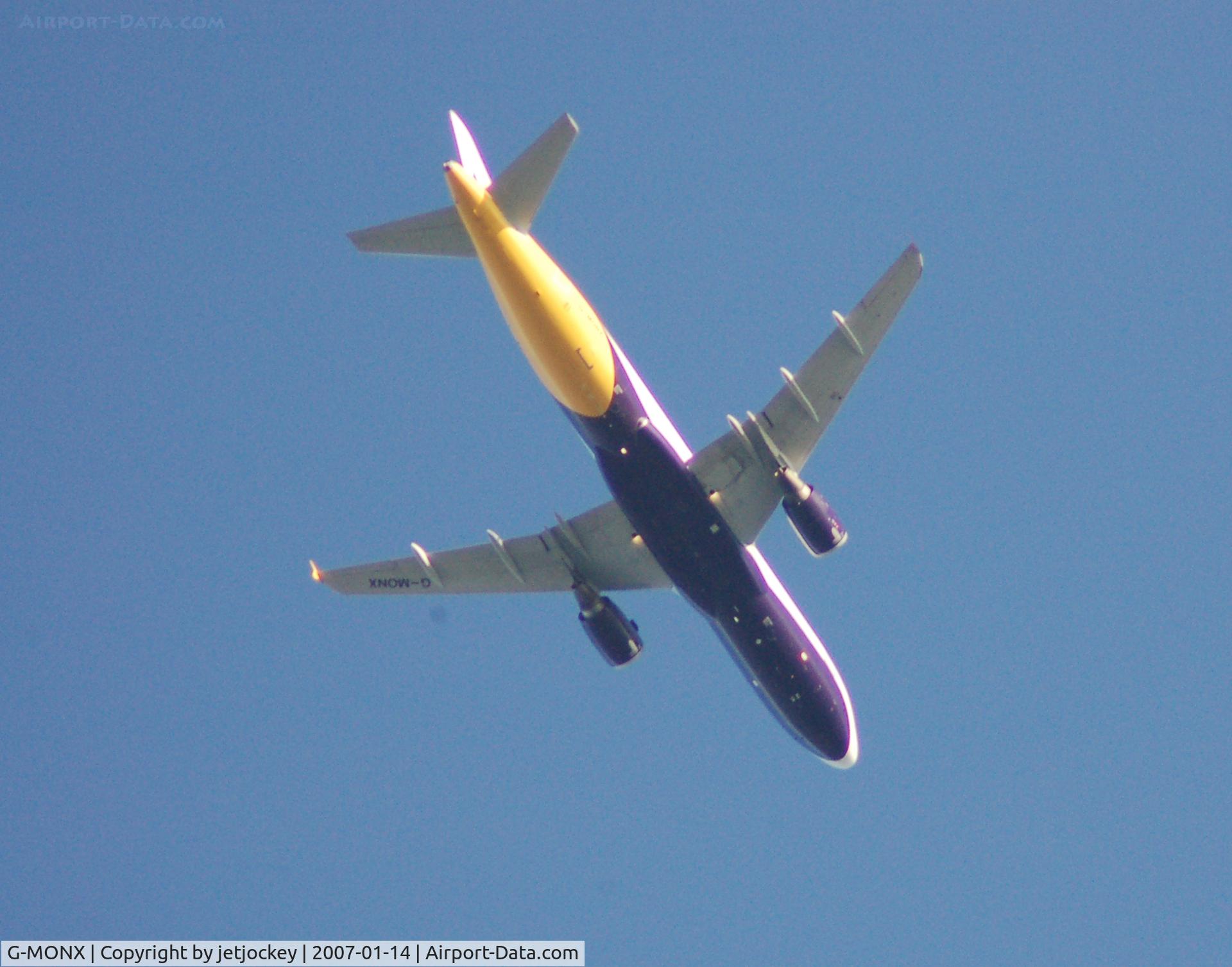 G-MONX, 1992 Airbus A320-212 C/N 392, Heading towards Manchester