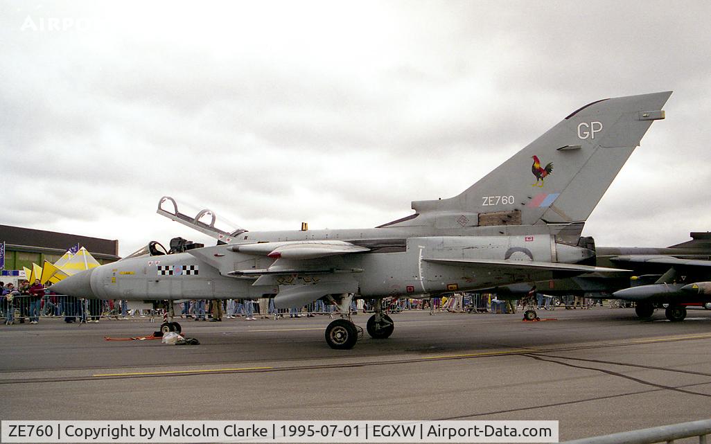 ZE760, 1988 Panavia Tornado F.3 C/N AS057/681/3307, Panavia Tornado F3 from No 43 Sqn, Leuchars at RAF Waddington's Air Show in 1995.