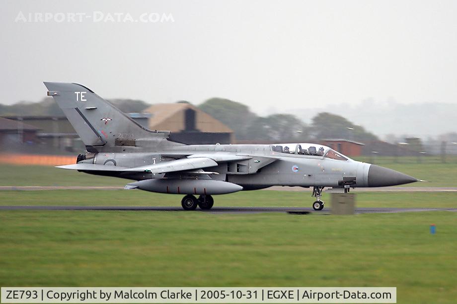 ZE793, 1988 Panavia Tornado F.3 C/N 3320, Panavia Tornado F3 at the disbanding of 11 Sqn RAF Leeming in 2005.