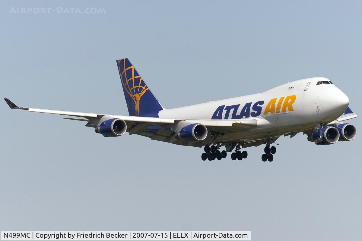N499MC, 2000 Boeing 747-47UF C/N 29260, short final at Luxembourg