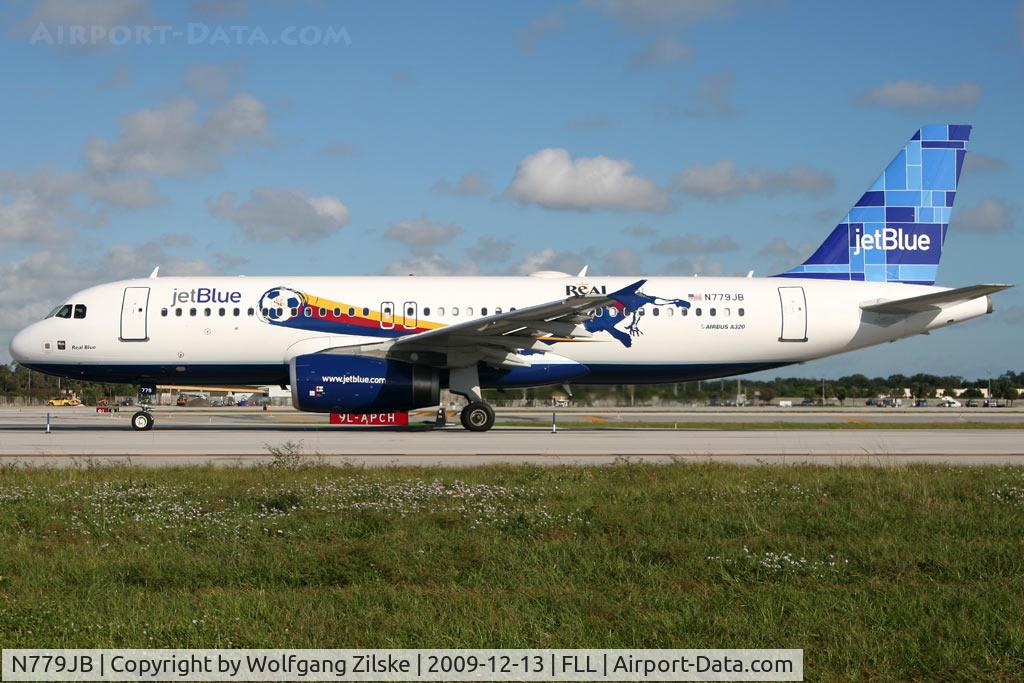 N779JB, 2009 Airbus A320-232 C/N 3811, visitor