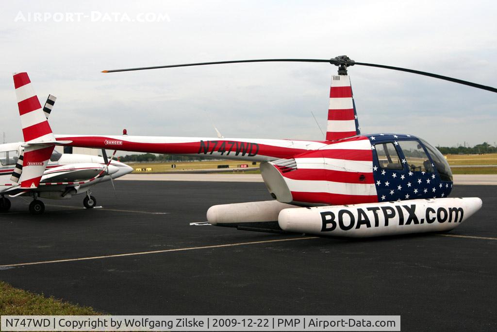 N747WD, 1998 Robinson R44 C/N 0460, visitor