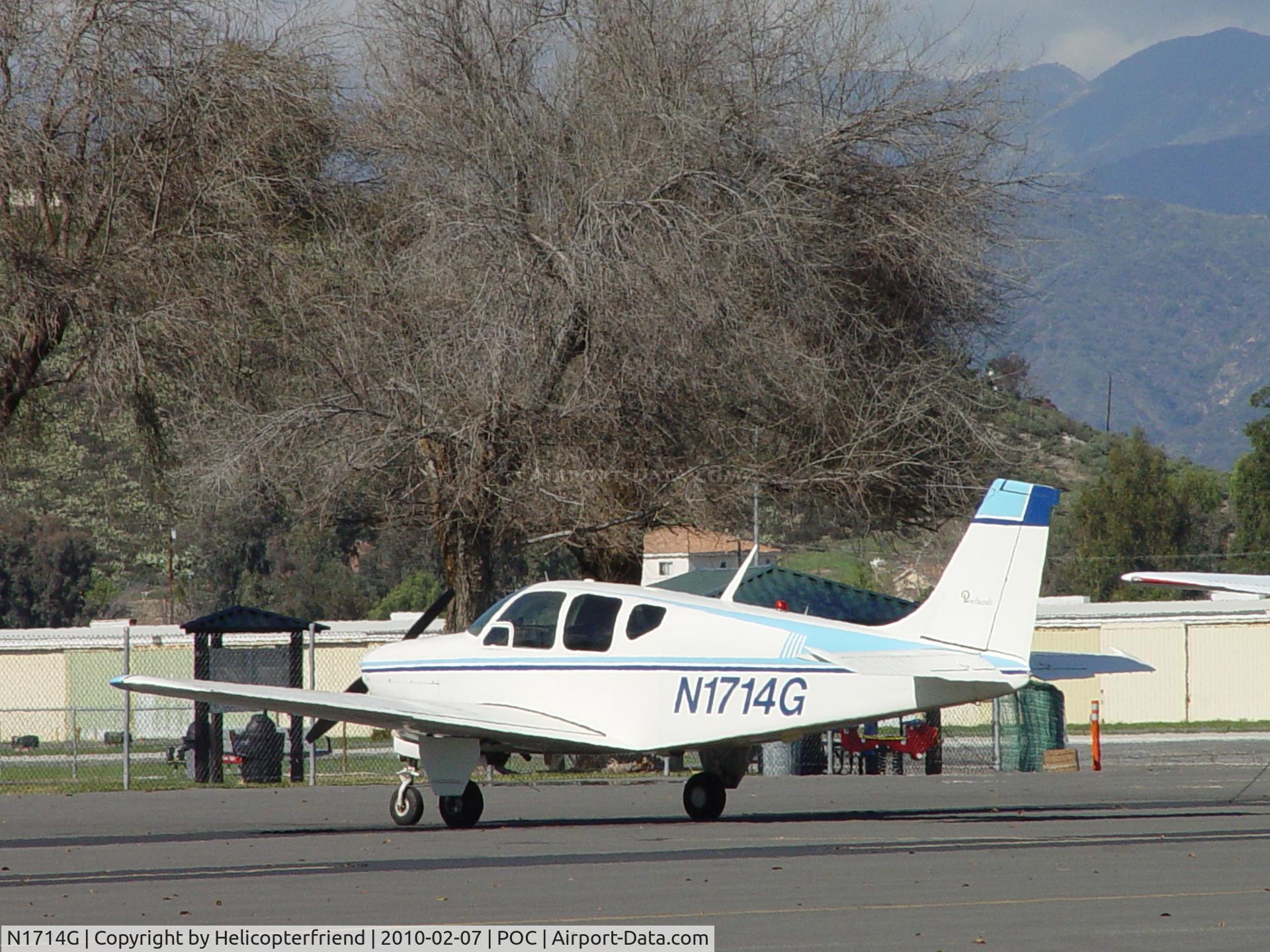 N1714G, 1962 Beech 35-B33 Debonair C/N CD-482, Parked at Brackett