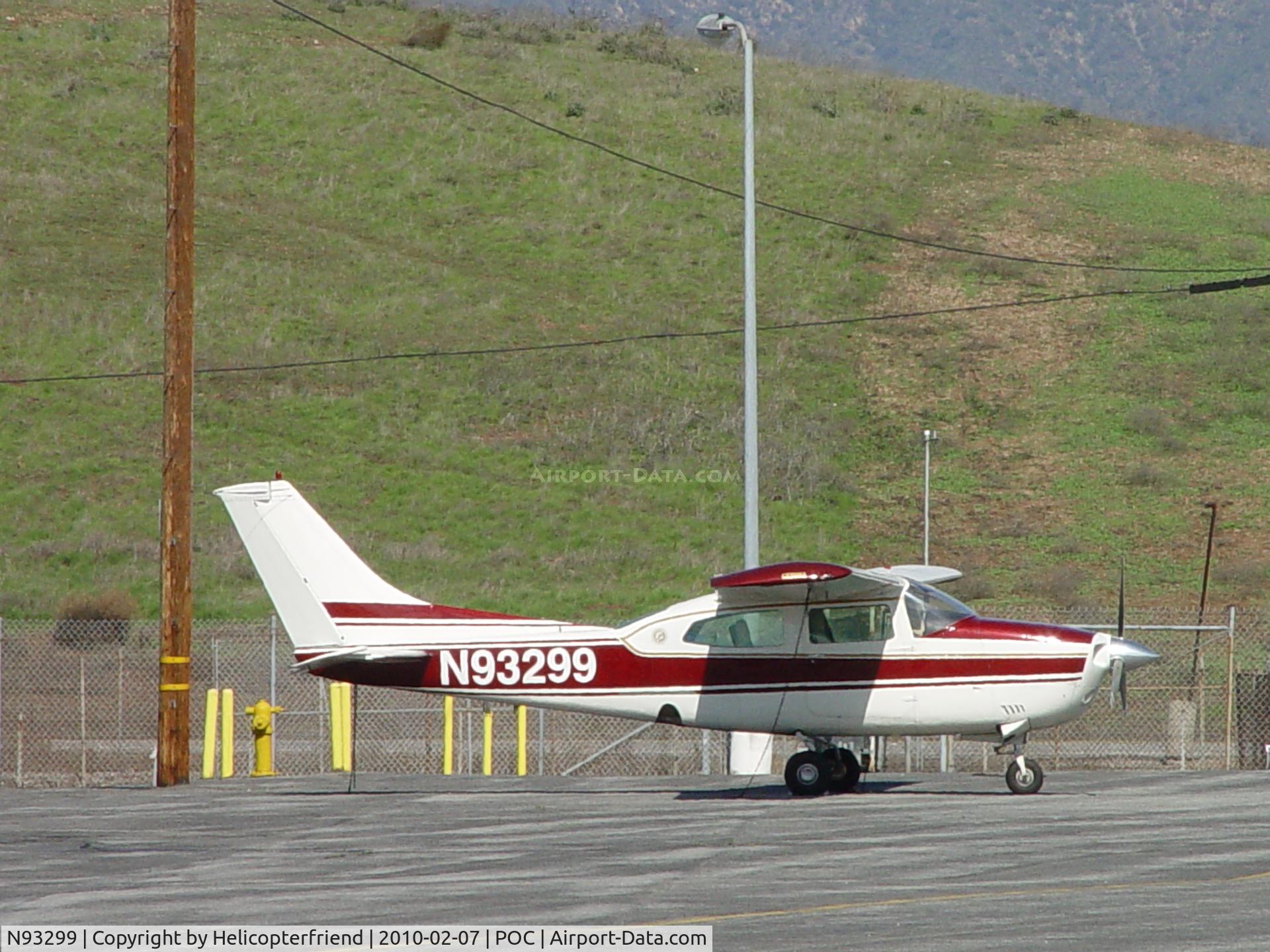 N93299, 1974 Cessna 210L Centurion C/N 21060350, Parked in northwest side parking area