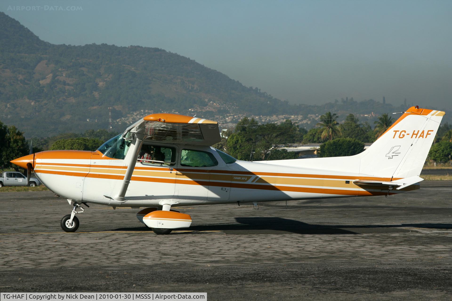 TG-HAF, Cessna R172K Hawk XP Hawk XP C/N R1722965, MSSS A day visitor to Ilopango 2010