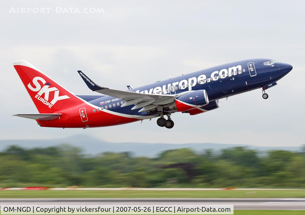 OM-NGD, 2006 Boeing 737-76N C/N 32674/1952, Sky Europe