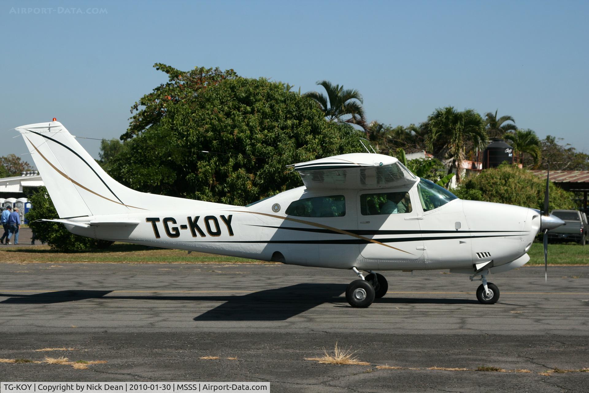 TG-KOY, 1974 Cessna 210L Centurion C/N 21060116, MSSS