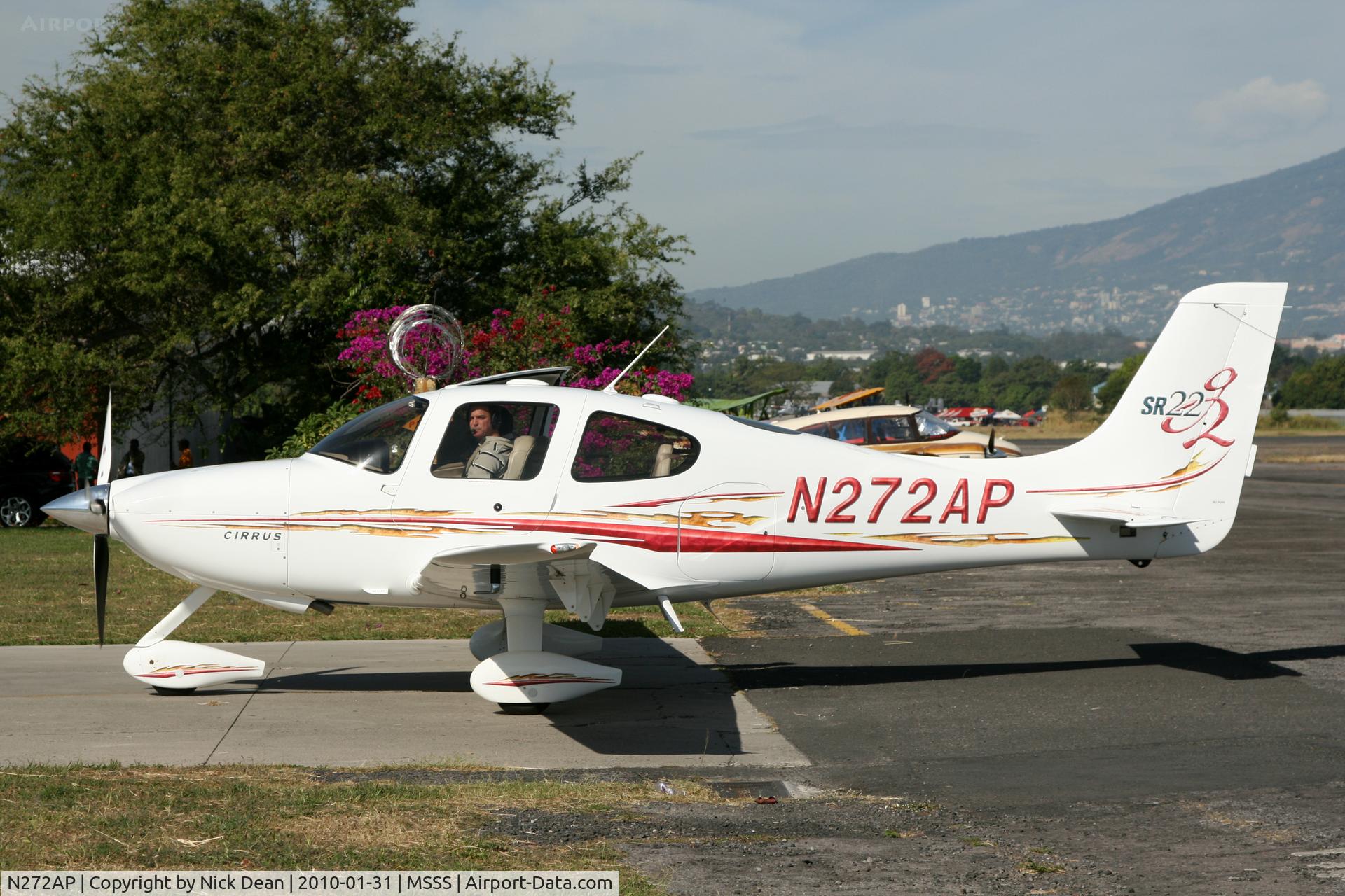 N272AP, 2005 Cirrus SR22 G2 C/N 1607, MSSS