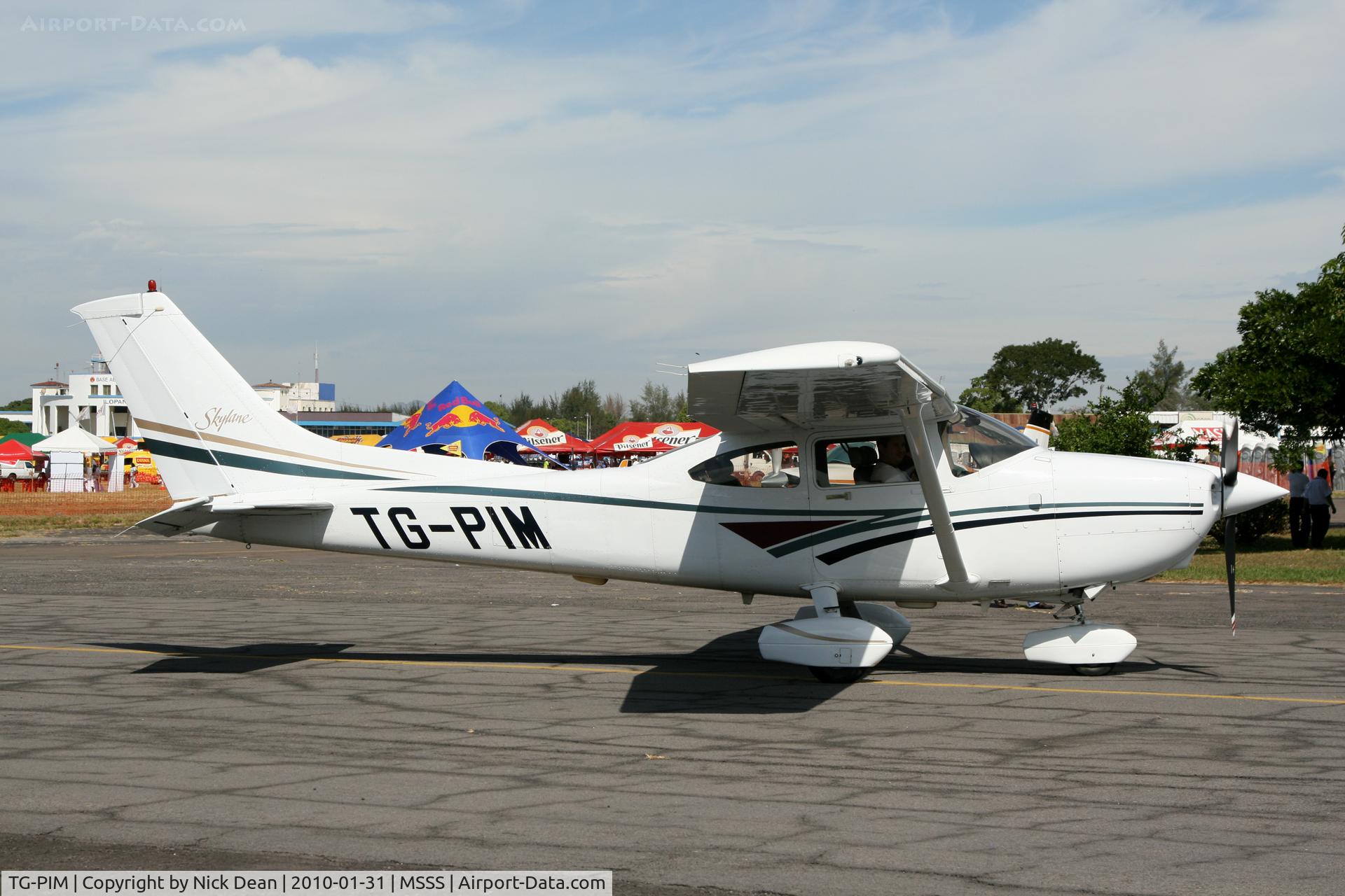 TG-PIM, Cessna 182S Skylane Skylane C/N 18280191, MSSS