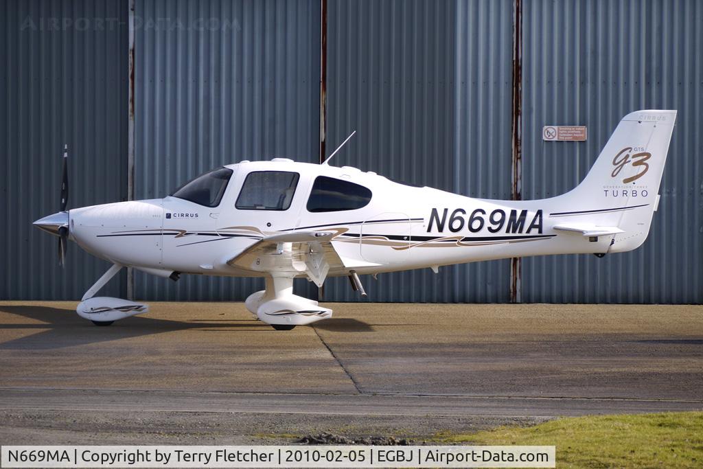 N669MA, Cirrus SR22 C/N 2620, Cirrus SR22 at Staverton