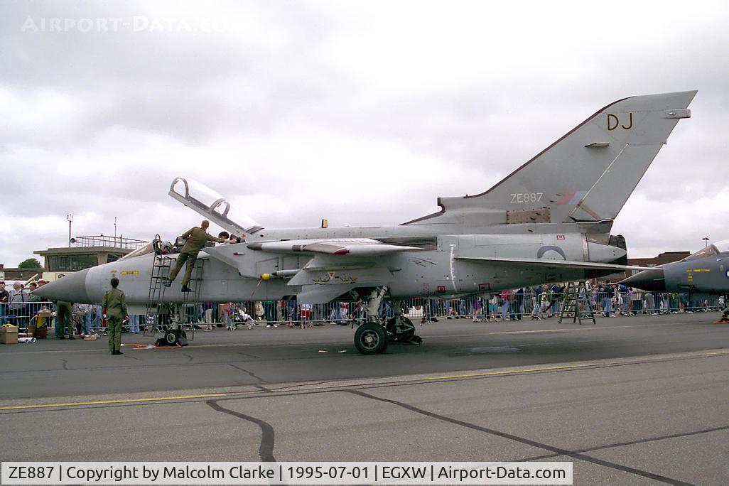 ZE887, 1988 Panavia Tornado F.3 C/N 3345, Panavia Tornado F3 from RAF No 11 Sqn, Leeming at RAF Waddington's 1995 Air Show.