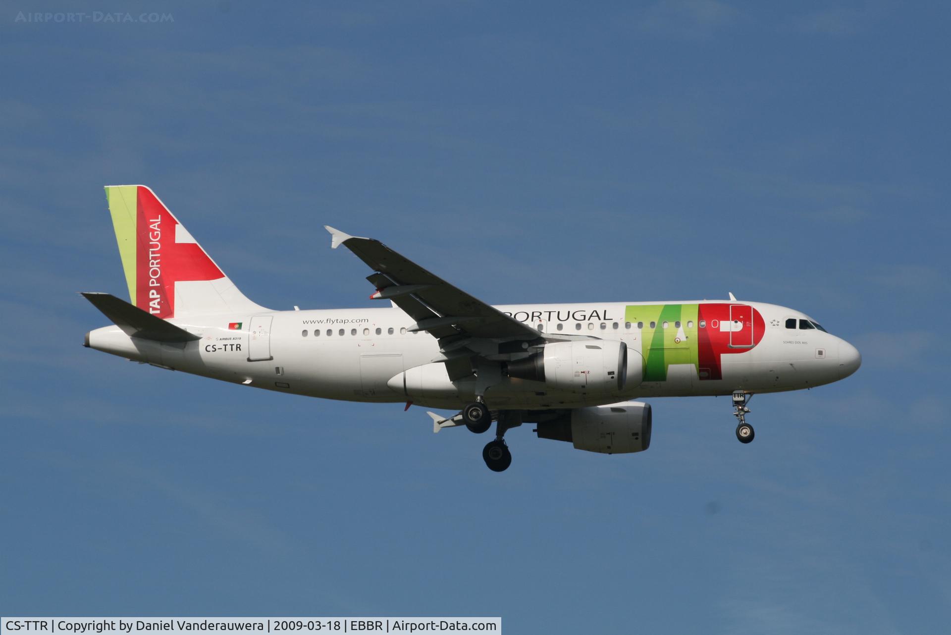 CS-TTR, 2002 Airbus A319-112 C/N 1756, Flight TP604 is descending to RWY 02