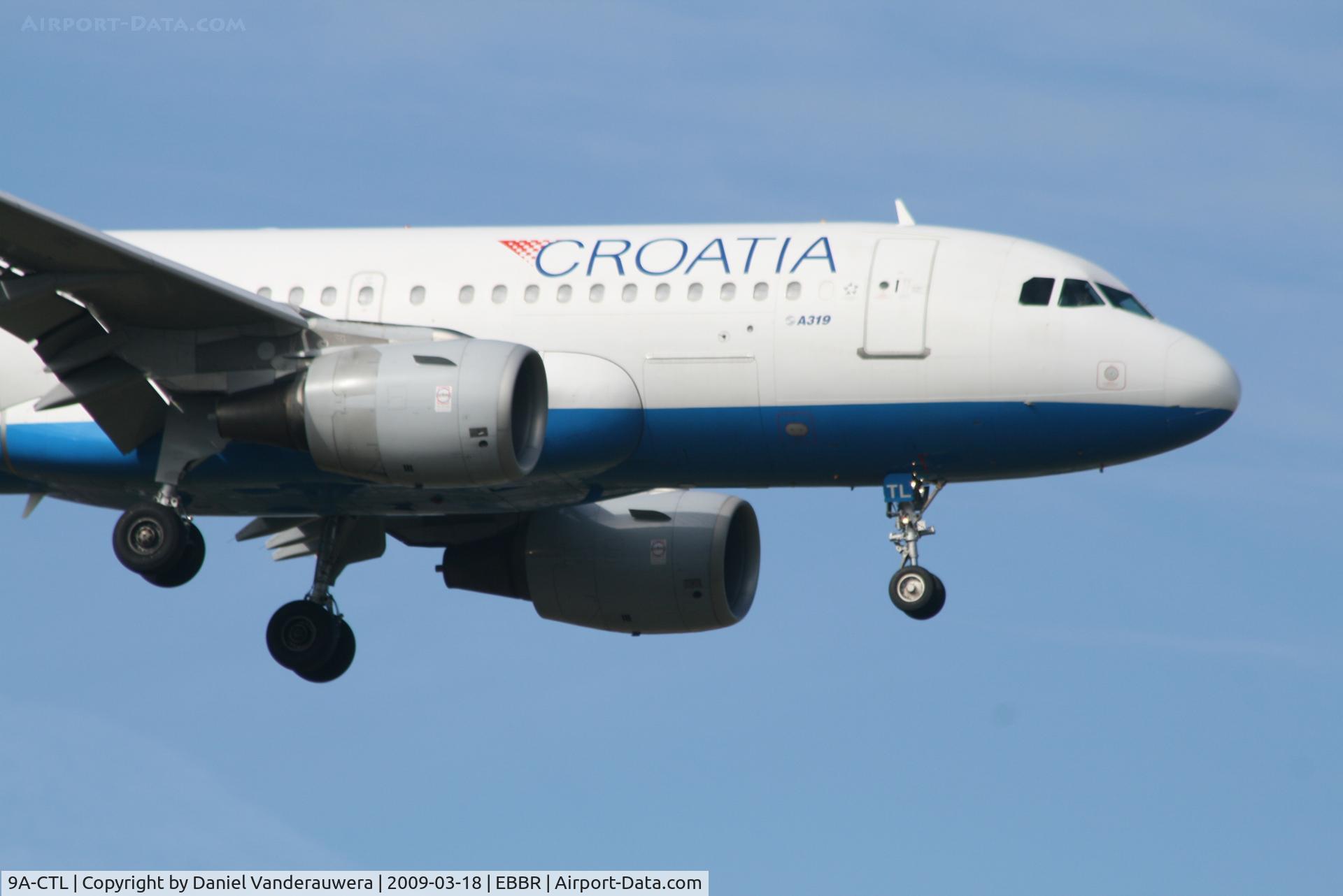 9A-CTL, 2000 Airbus A319-112 C/N 1252, Arrival of flight OU456 to RWY 02
