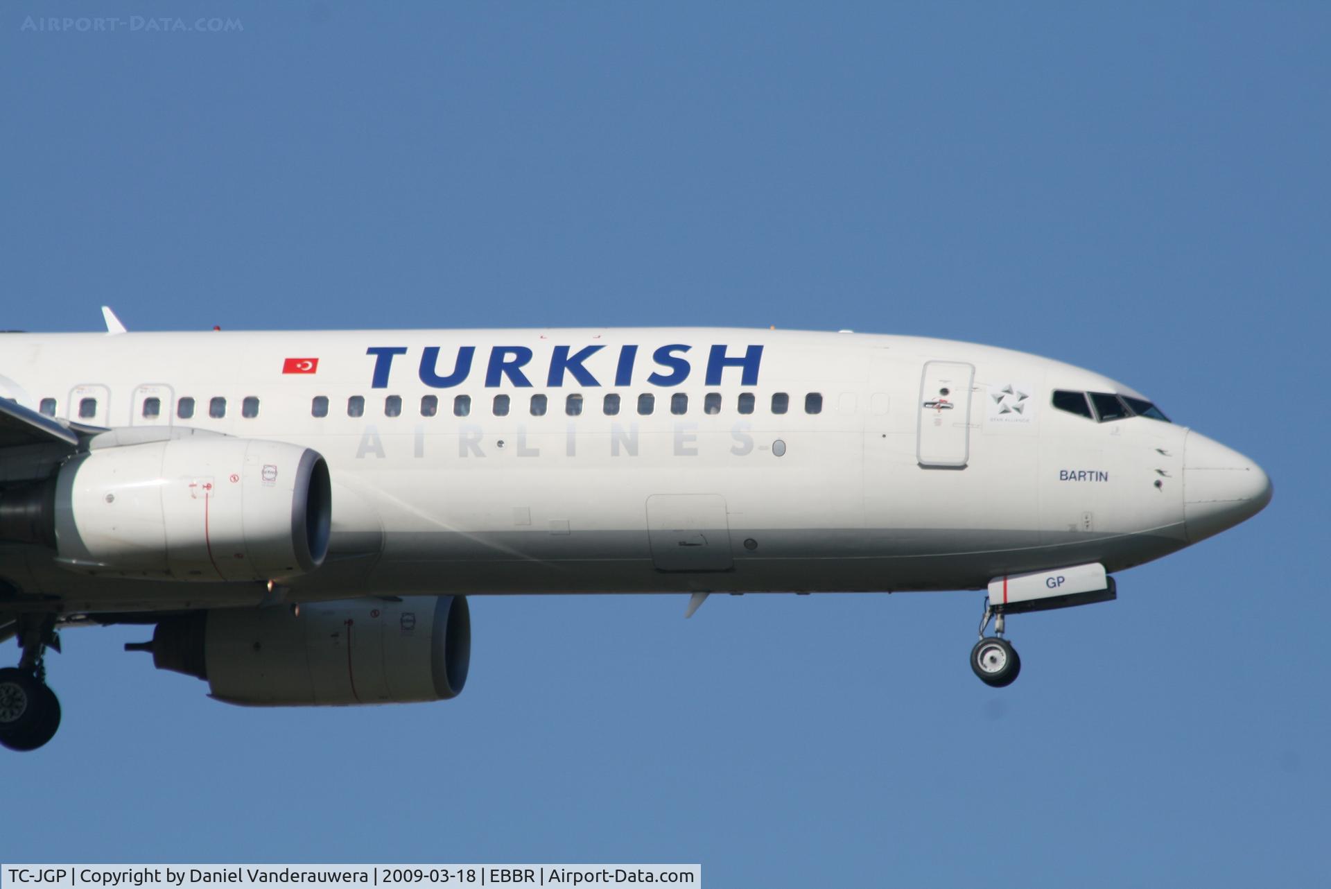 TC-JGP, 2006 Boeing 737-8F2 C/N 34414, Arrival of flight TK1937 to RWY 02