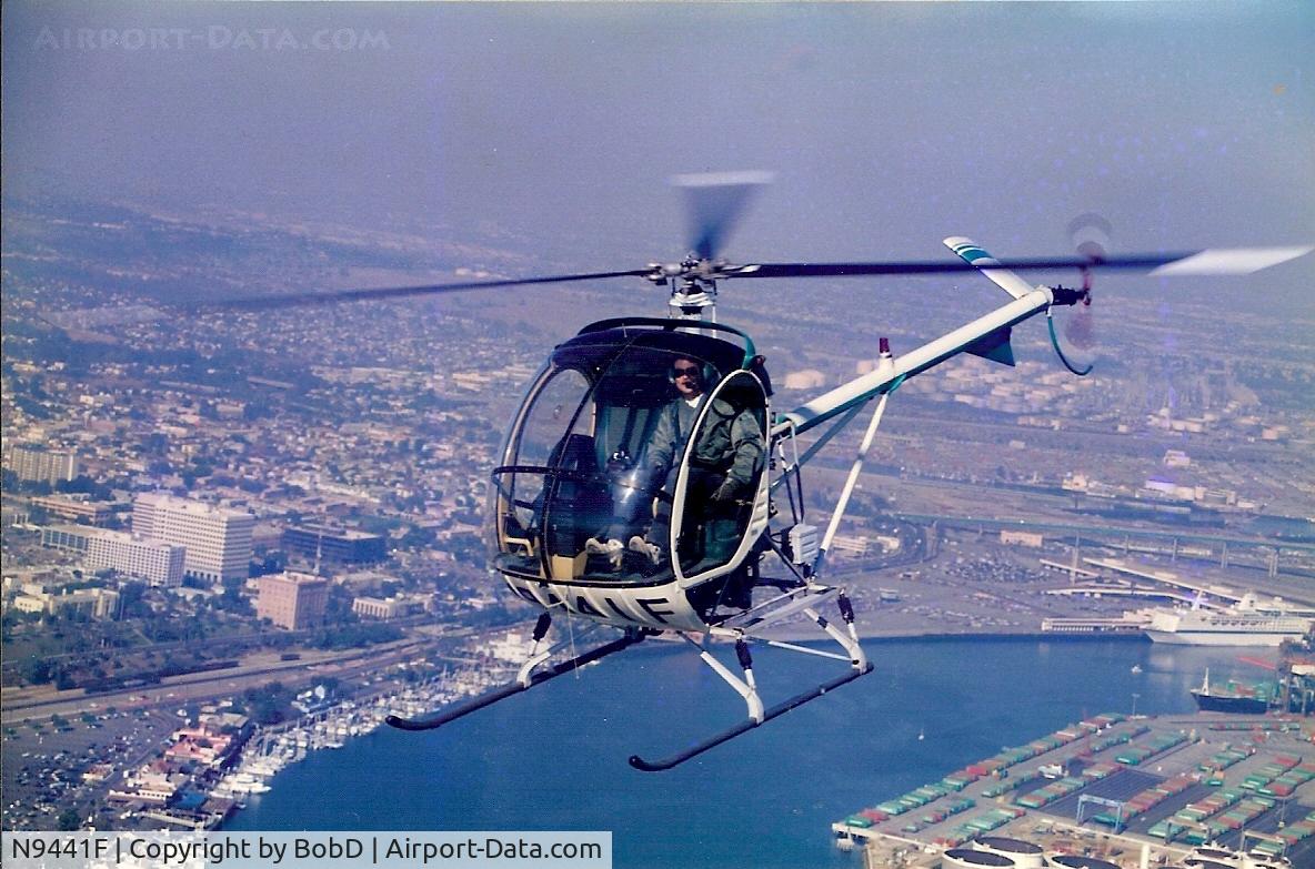 N9441F, 2007 Hughes 269B C/N 1408, Hughes 269B over San Pedro, California