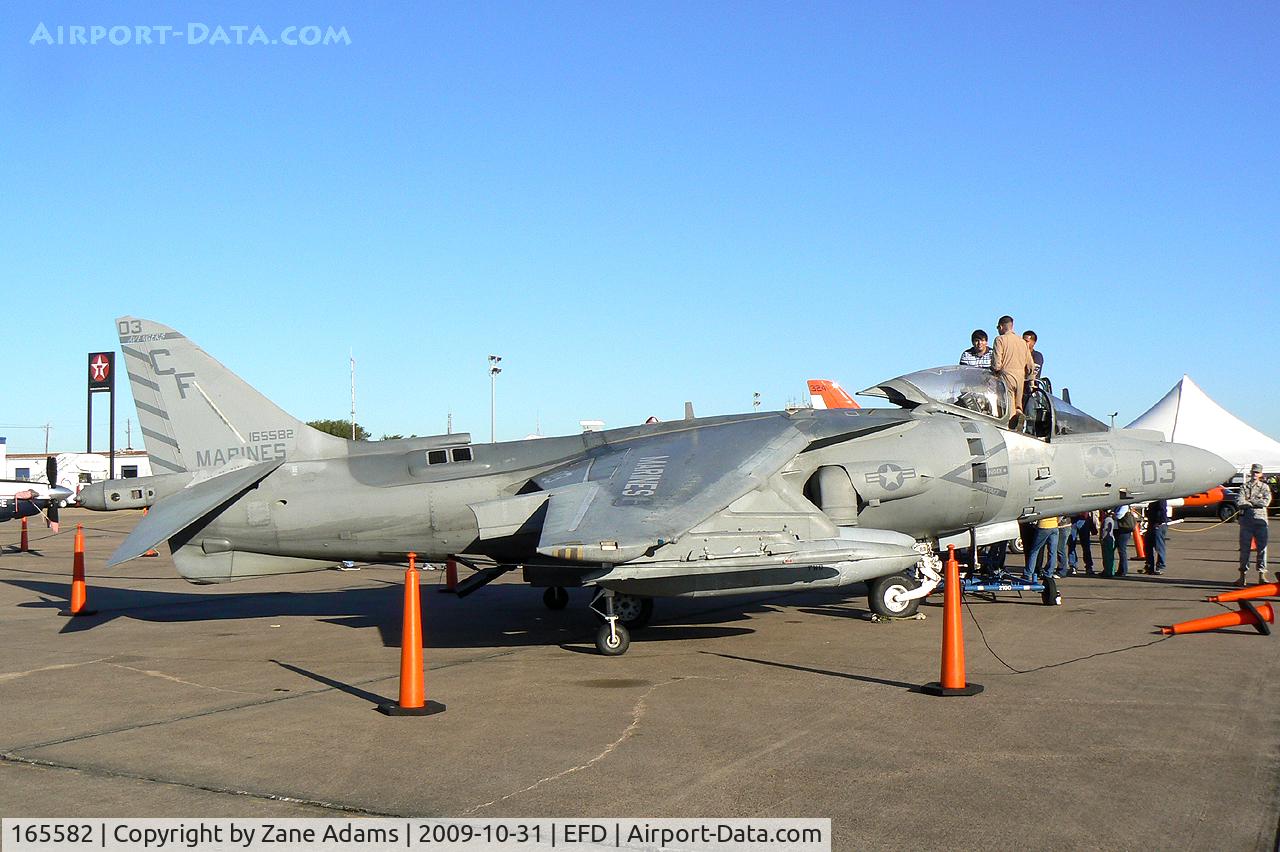 165582, Boeing AV-8B+(R)-27-MC Harrier II Plus C/N B319, At the 2009 Wings Over Houston Airshow