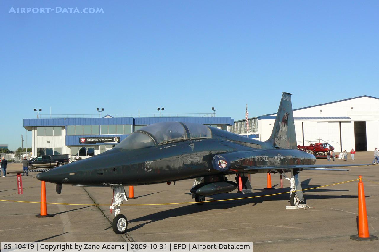 65-10419, 1965 Northrop T-38A-60-NO Talon C/N N.5838, At the 2009 Wings Over Houston Airshow
