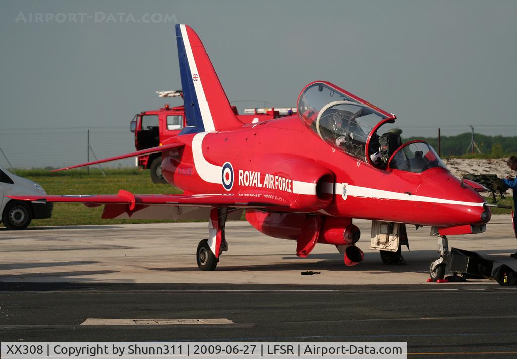 XX308, 1980 Hawker Siddeley Hawk T.1 C/N 143/312133, Parked after arrival...