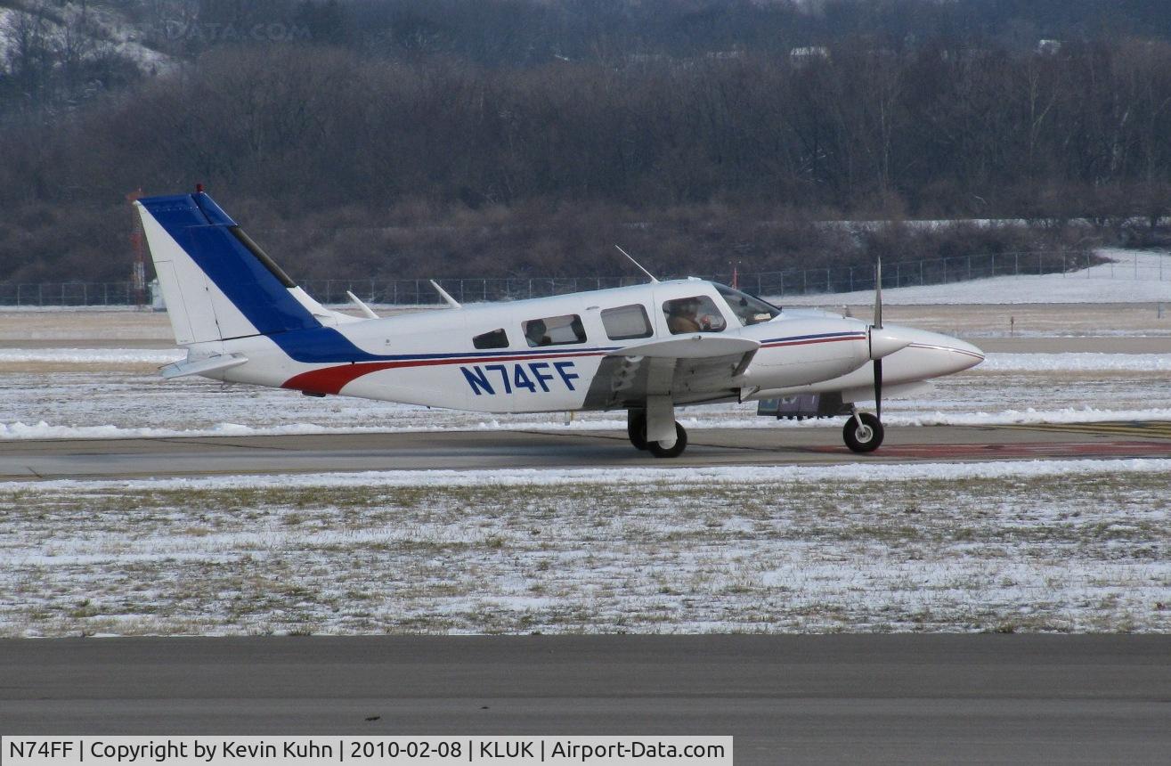 N74FF, 1976 Piper PA-34-200T C/N 34-7570300, Seneca II