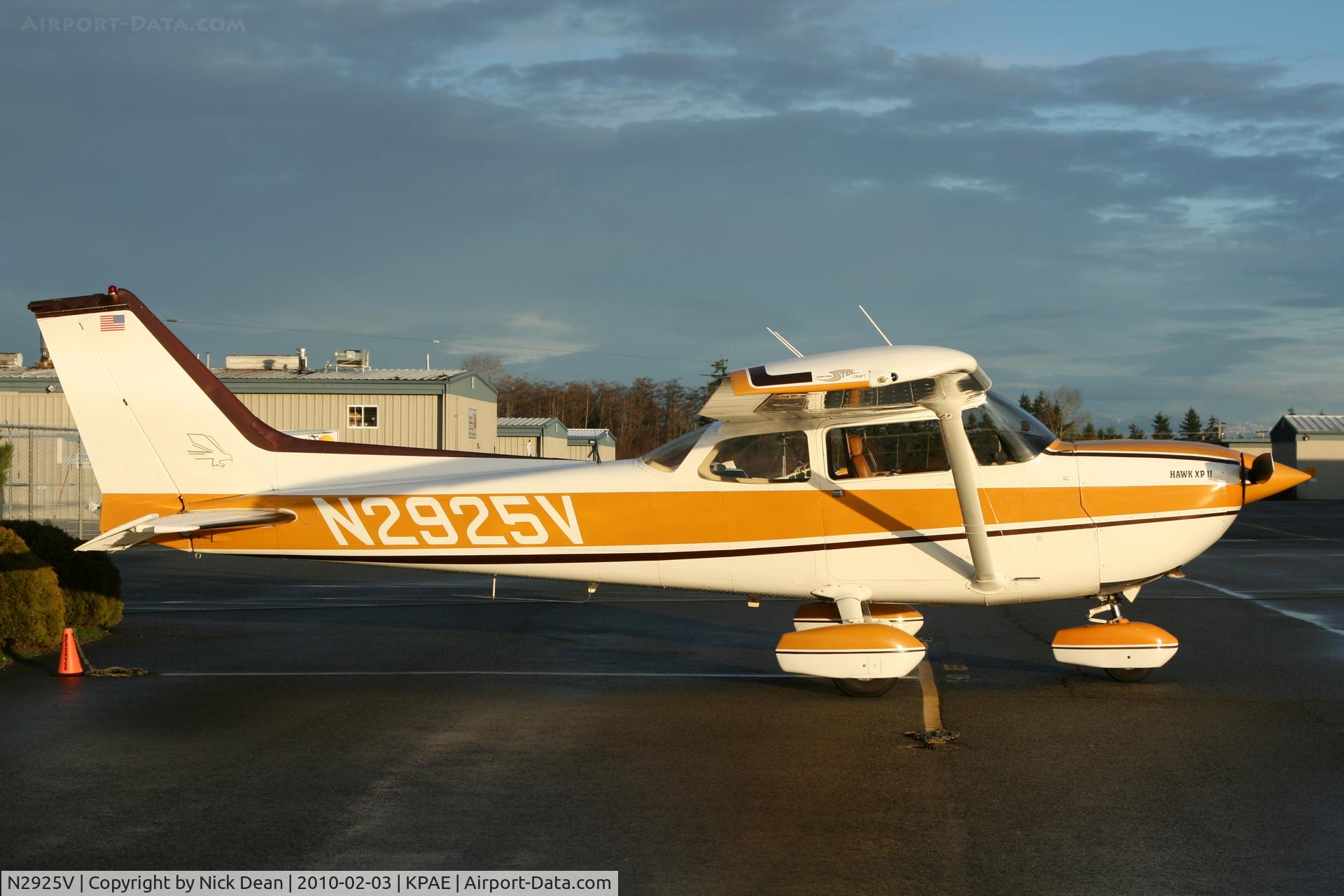 N2925V, 1977 Cessna R172K Hawk XP C/N R1722234, KPAE