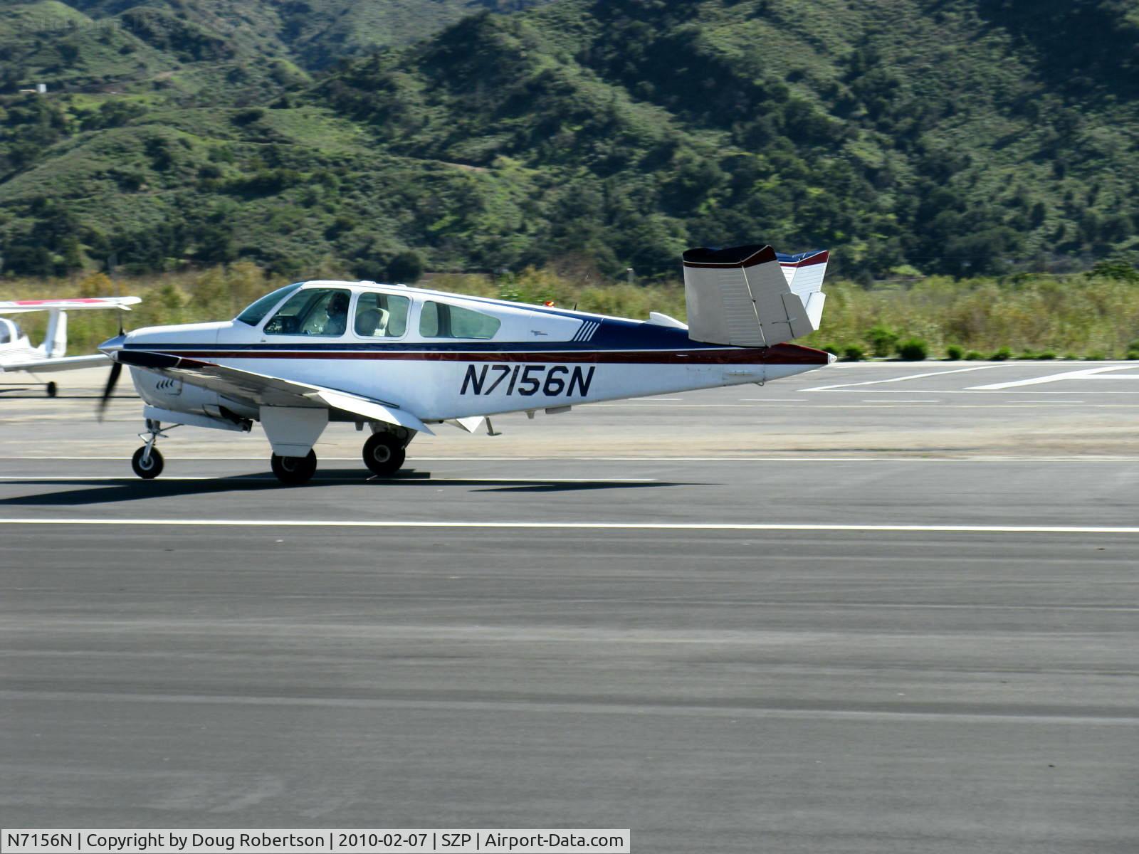 N7156N, 1968 Beech V35A Bonanza C/N D-8687, 1968 Beech V35A BONANZA, Continental IO-520-B 285 Hp, takeoff roll Rwy 04